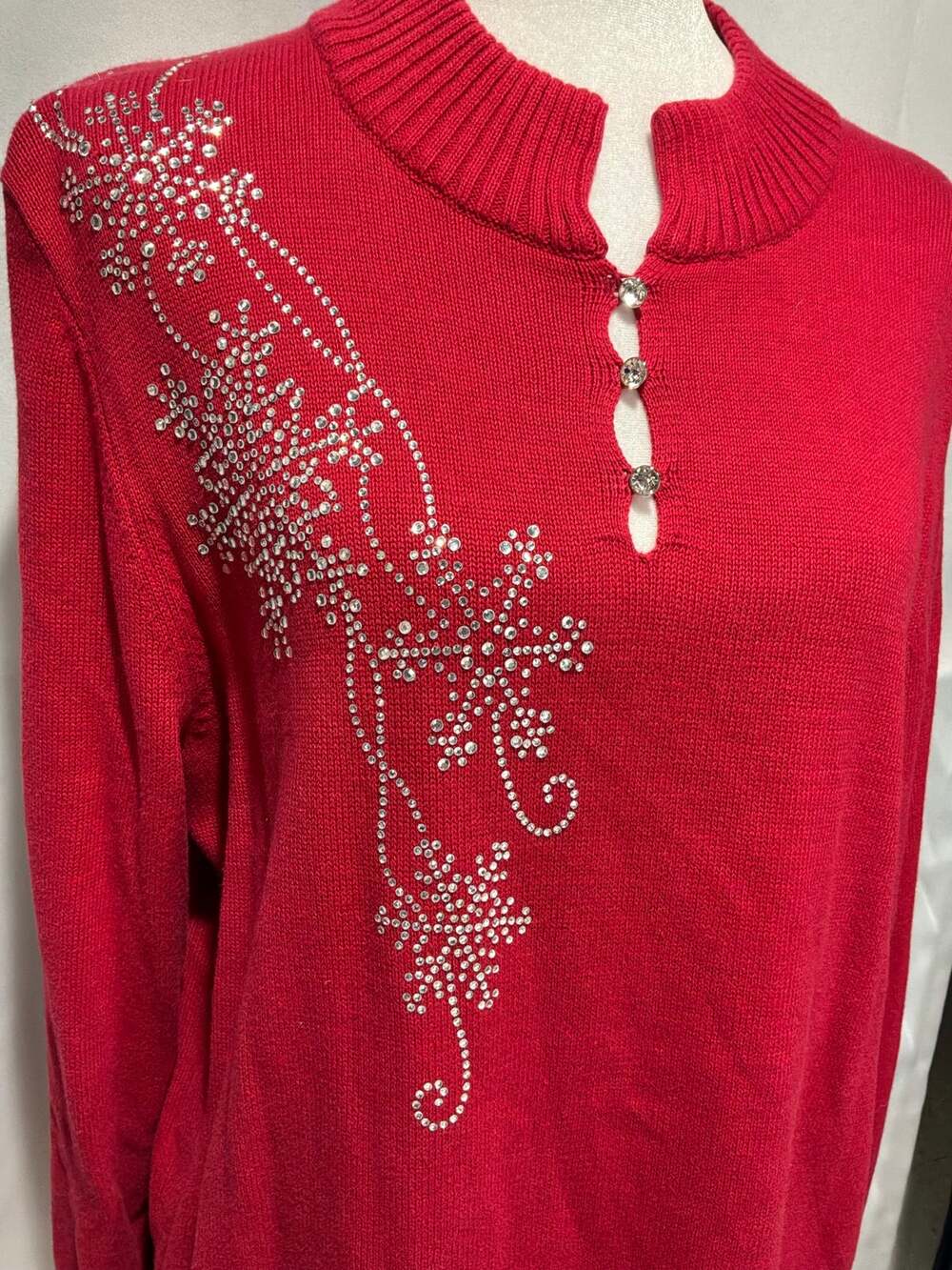 Quacker Factory Red Rhinestone Floral Sweater Y2K L